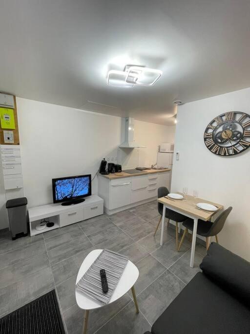 La Maisonnette Saint-Quentinoise Εξωτερικό φωτογραφία